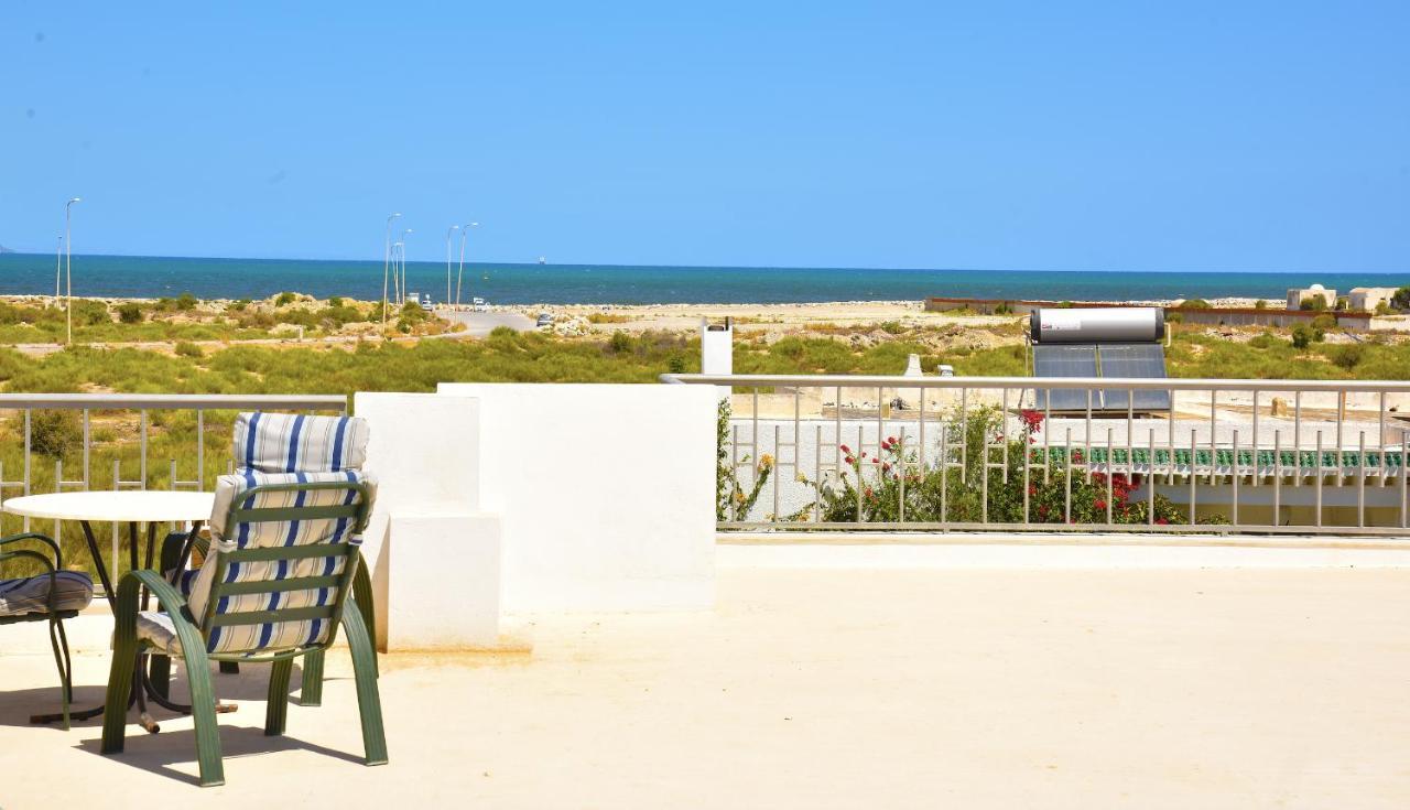 Appartements Neufs Et Modernes Entre Ter Et Mer Soliman Exterior foto
